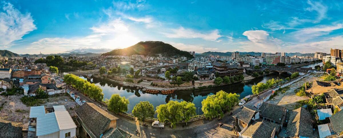 中国最美的十大古城盘点,去过一半就是旅游大神,你呢?